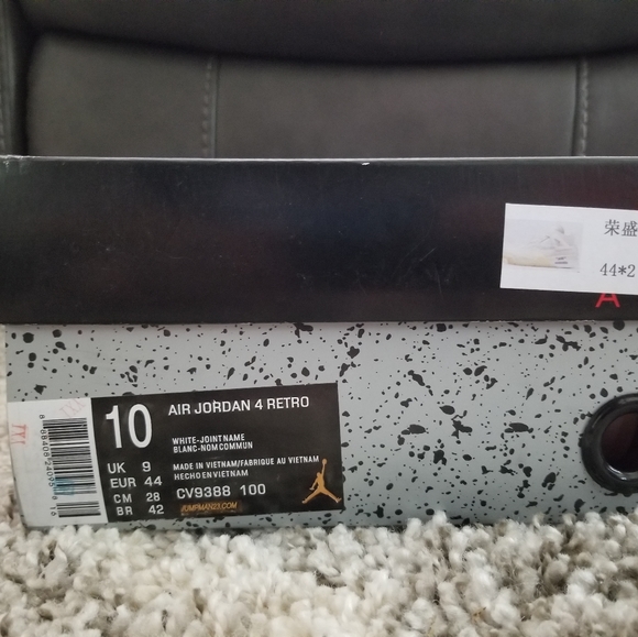 Jordan 4 retro off white main image 7